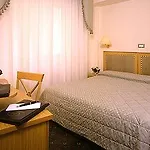 Touring Ξενοδοχείο 3*