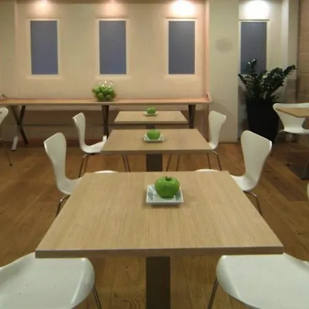 Touring מלון פיזה